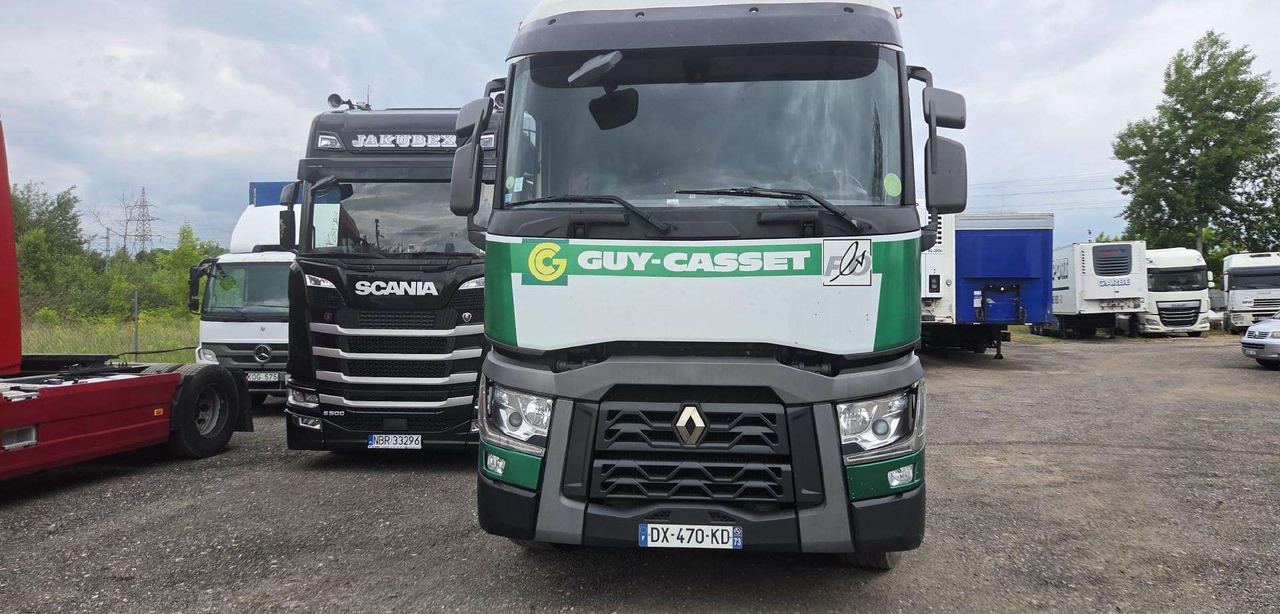 Renault T 460 - Plane LKW: das Bild 3 Renault T 460 - Plane LKW: das Bild 3