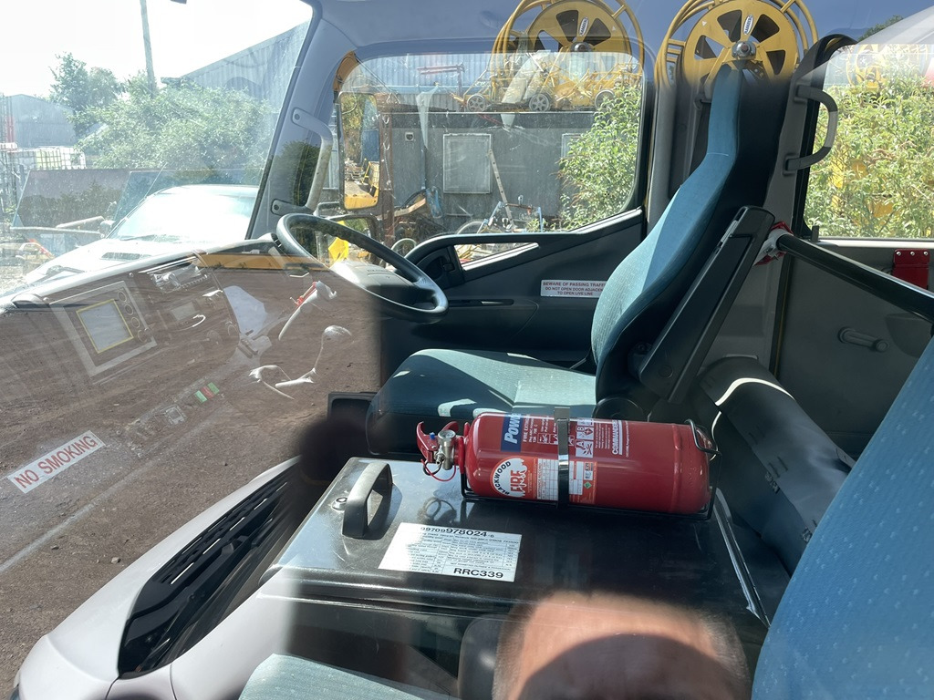 Koffer LKW Mitsubishi Fusso: das Bild 7