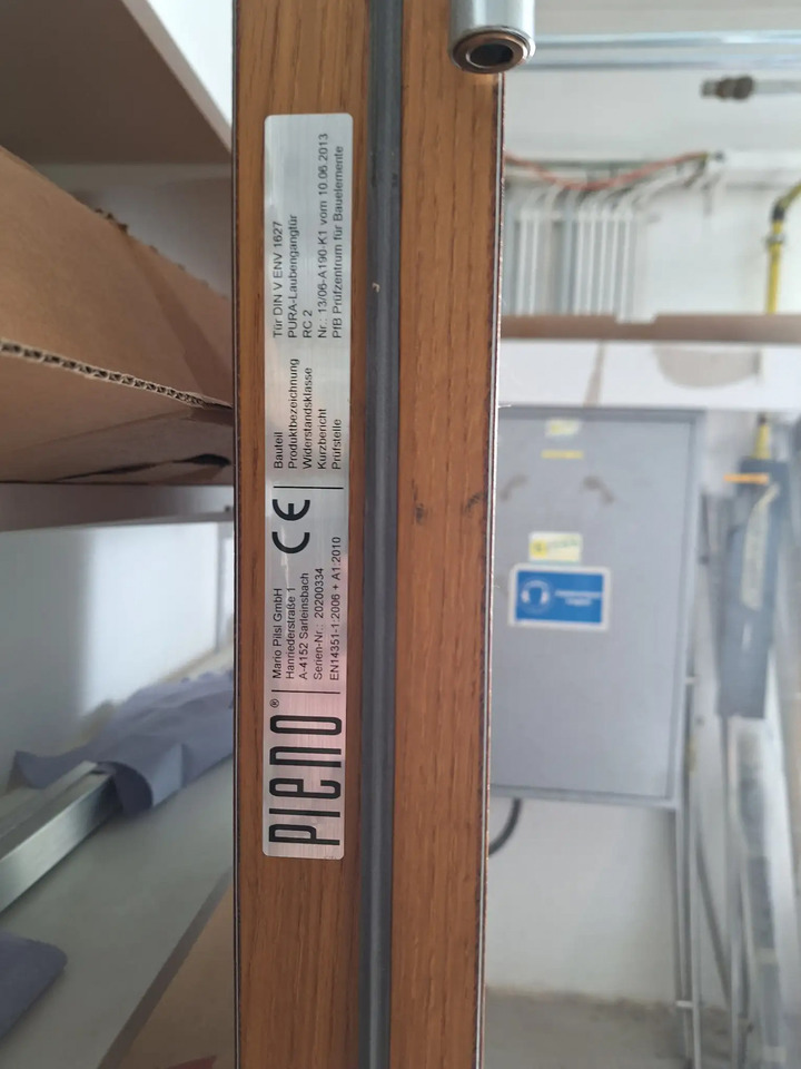 1 Stk. Haustür - Werkzeug/ Gerät: das Bild 4 1 Stk. Haustür - Werkzeug/ Gerät: das Bild 4
