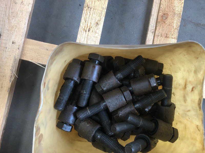 Caterpillar 330/336 Slewring OEM 3530487 - Rahmen/ Chassis: das Bild 4 Caterpillar 330/336 Slewring OEM 3530487 - Rahmen/ Chassis: das Bild 4