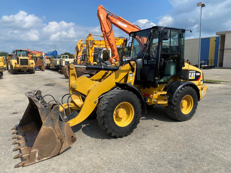 Caterpillar 908 H2 NVT - Lader: das Bild 2 Caterpillar 908 H2 NVT - Lader: das Bild 2