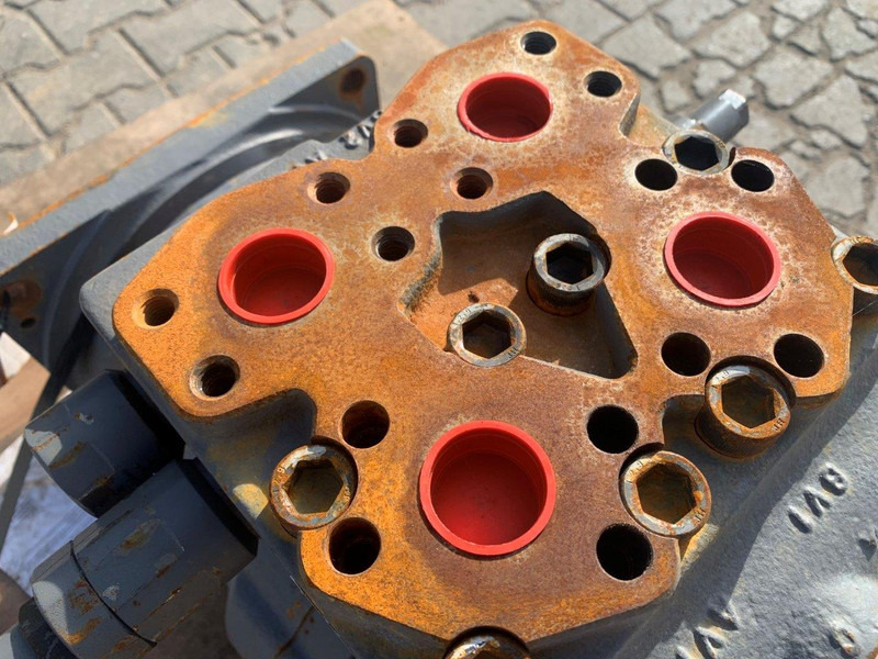 Hitachi MX750B0-10A-05M - Hydraulikpumpe: das Bild 5 Hitachi MX750B0-10A-05M - Hydraulikpumpe: das Bild 5