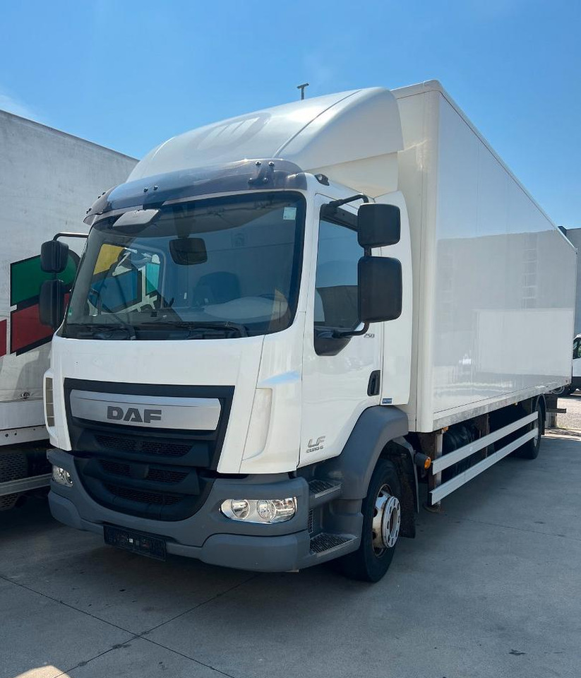 Daf lf 250 fa furgone 8 mt euro 6 - Koffer LKW: das Bild 2 Daf lf 250 fa furgone 8 mt euro 6 - Koffer LKW: das Bild 2