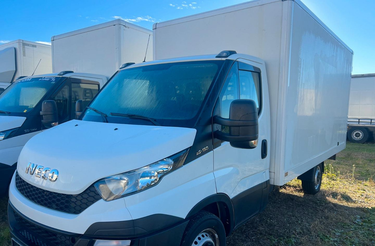 Iveco daily 35s15 furgone euro 6 - Koffer Transporter: das Bild 1 Iveco daily 35s15 furgone euro 6 - Koffer Transporter: das Bild 1