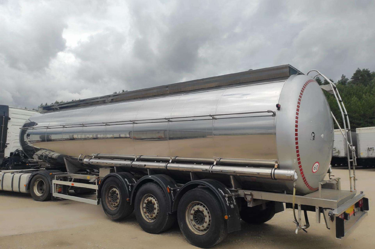 Farcinox - Tankauflieger: das Bild 3 Farcinox - Tankauflieger: das Bild 3