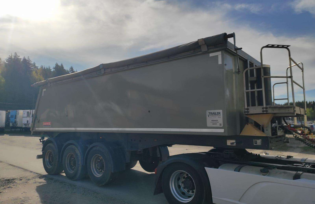 Langendorf SKA24/28 - Kipper Auflieger: das Bild 3 Langendorf SKA24/28 - Kipper Auflieger: das Bild 3