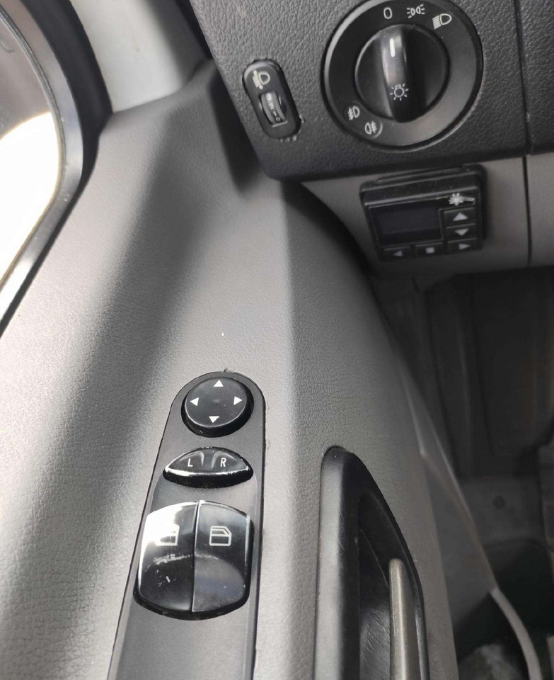 Kastenwagen Mercedes-Benz Sprinter: das Bild 12