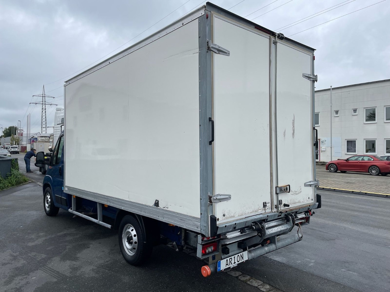 Fiat Ducato Maxi 35 L4H2 Koffer/LBW/AC/NAV/CAM/EU6d - Koffer Transporter: das Bild 4 Fiat Ducato Maxi 35 L4H2 Koffer/LBW/AC/NAV/CAM/EU6d - Koffer Transporter: das Bild 4