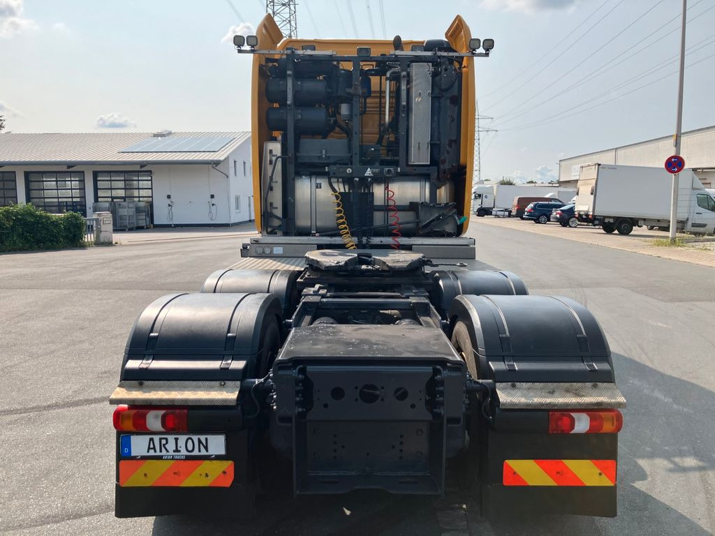 Mercedes-Benz Actros 4163 8x4/250t/TRK /StandAC/EU6 Mercedes-Benz Actros 4163 8x4/250t/TRK /New Engine and Gearbox - Sattelzugmaschine: das Bild 5 Mercedes-Benz Actros 4163 8x4/250t/TRK /StandAC/EU6 Mercedes-Benz Actros 4163 8x4/250t/TRK /New Engine and Gearbox - Sattelzugmaschine: das Bild 5