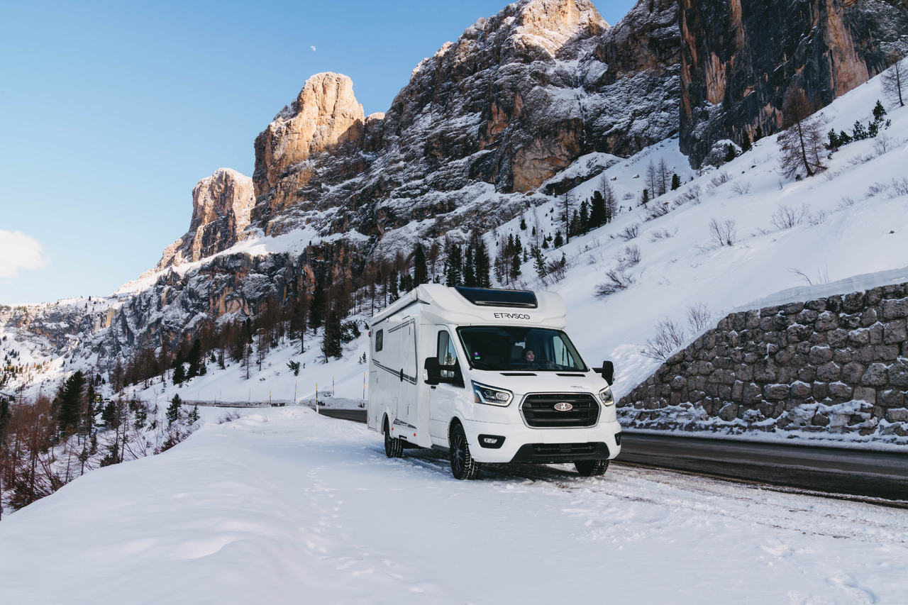 Etrusco T 7.3 QCF - Teilintegriertes Wohnmobil: das Bild 1 Etrusco T 7.3 QCF - Teilintegriertes Wohnmobil: das Bild 1