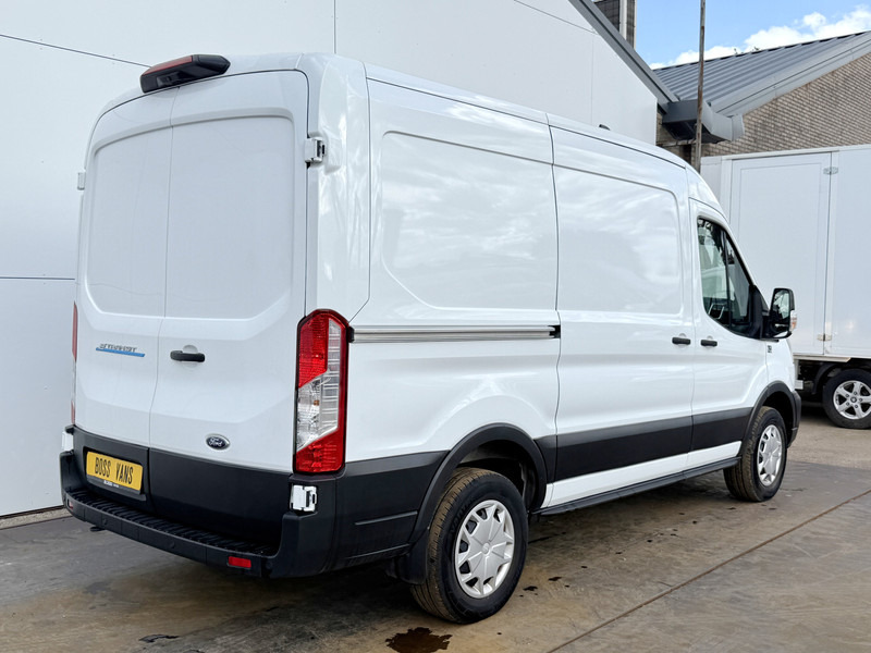 Ford E-Transit 75kWh 184PK 390 Elektrisch 75kWh 334km WLTP BEV Snelladen L2H2 Climate Control Tacho Carplay Camera Stoelverwarming Parkeersensoren voor achter - Kastenwagen, Elektro-Transporter: das Bild 3 Ford E-Transit 75kWh 184PK 390 Elektrisch 75kWh 334km WLTP BEV Snelladen L2H2 Climate Control Tacho Carplay Camera Stoelverwarming Parkeersensoren voor achter - Kastenwagen, Elektro-Transporter: das Bild 3