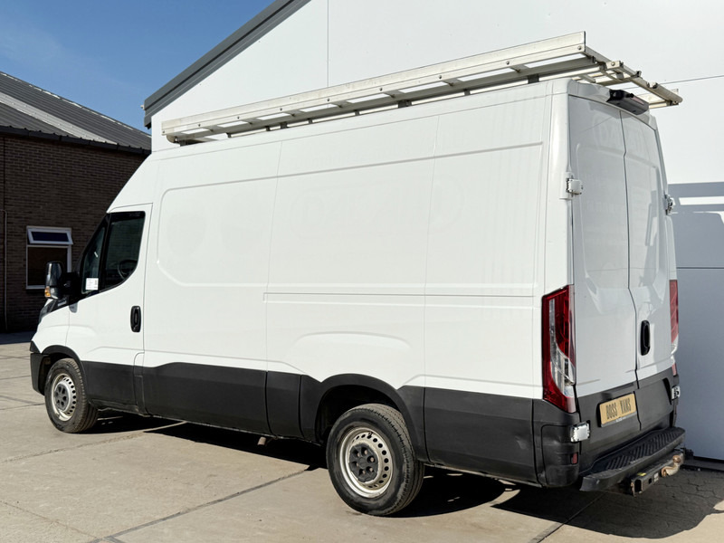 Iveco Daily 35S13 ***Marge/Margin***Automaat L2H2 Climate Control Cruise Control Trekhaak Navigatie Imperiaal - Kastenwagen: das Bild 2 Iveco Daily 35S13 ***Marge/Margin***Automaat L2H2 Climate Control Cruise Control Trekhaak Navigatie Imperiaal - Kastenwagen: das Bild 2