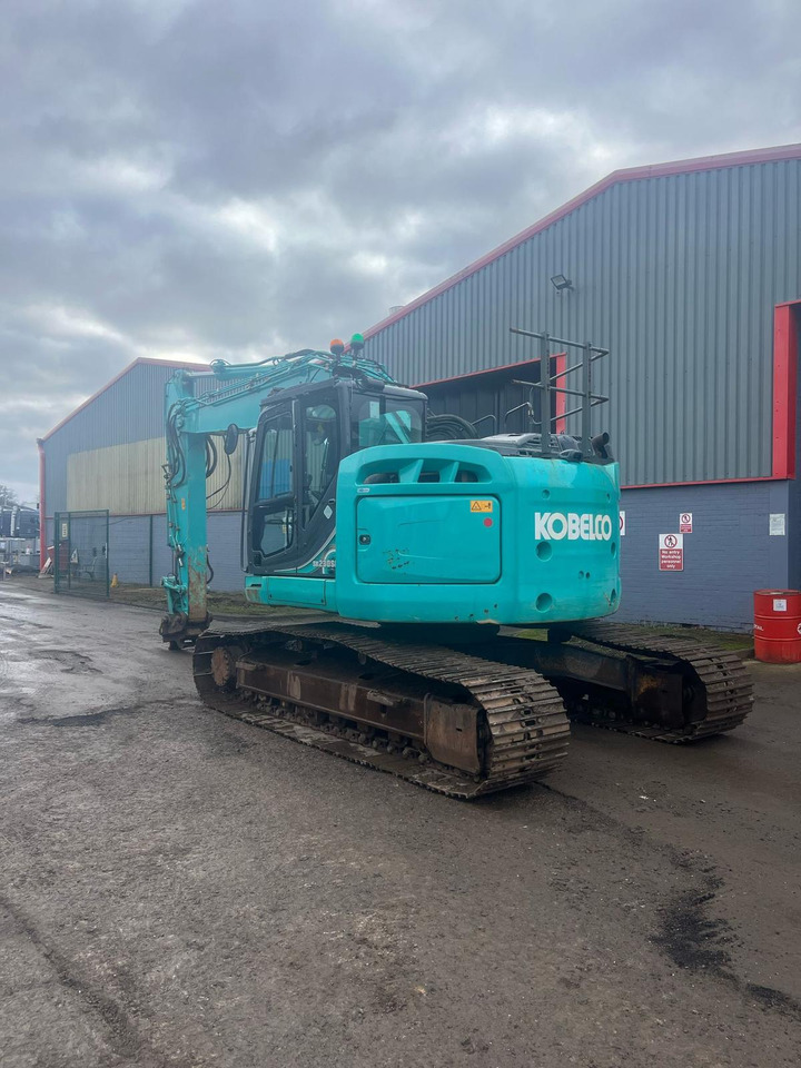 Kobelco SK230SRLC-5E - Kettenbagger: das Bild 3 Kobelco SK230SRLC-5E - Kettenbagger: das Bild 3