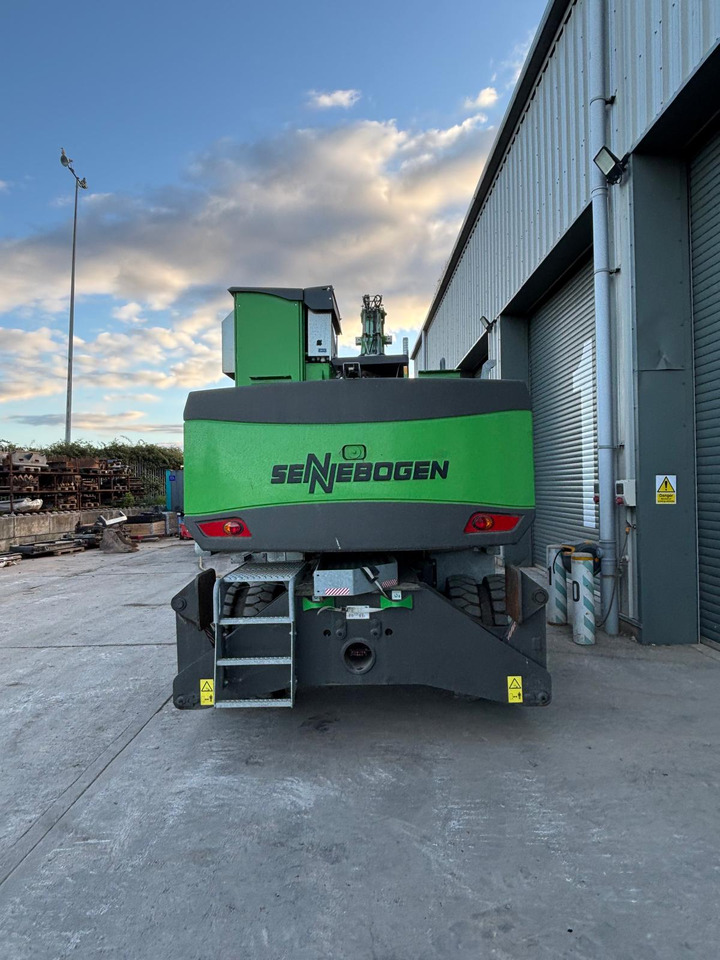Sennebogen 821 Electric - Umschlagbagger: das Bild 4 Sennebogen 821 Electric - Umschlagbagger: das Bild 4