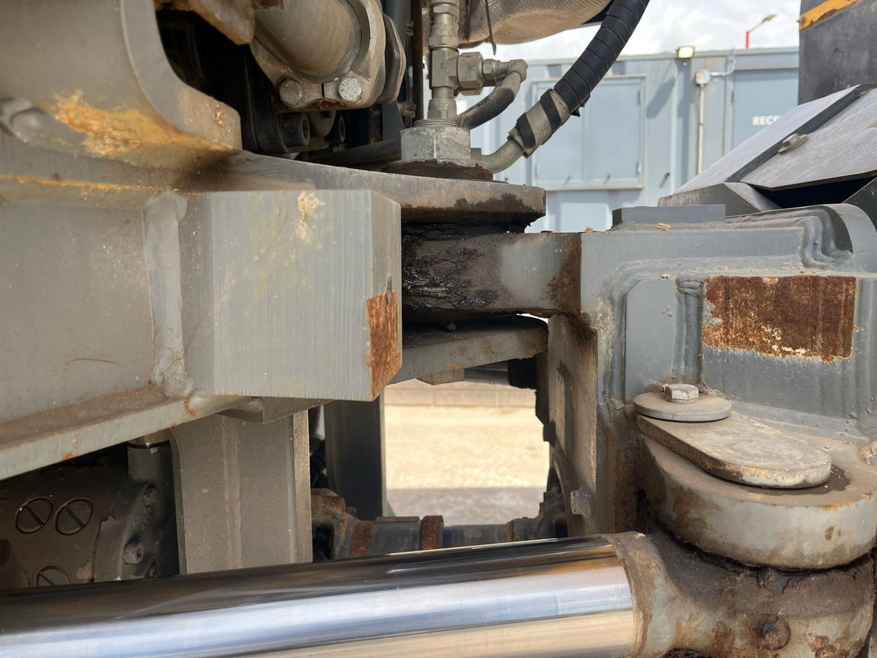 Knickgelenkter Dumper Terex TA300: das Bild 15