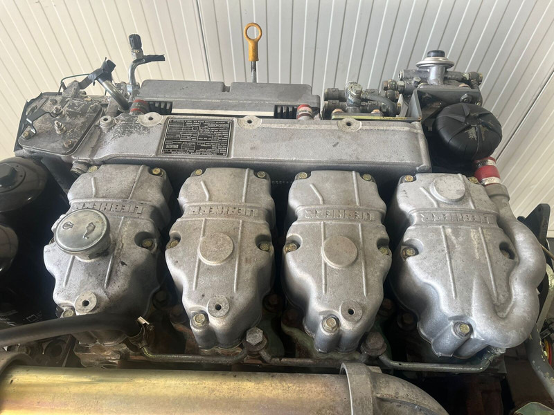 Liebherr A904 Li/A904C Li/R904/R904C - Motor: das Bild 2 Liebherr A904 Li/A904C Li/R904/R904C - Motor: das Bild 2