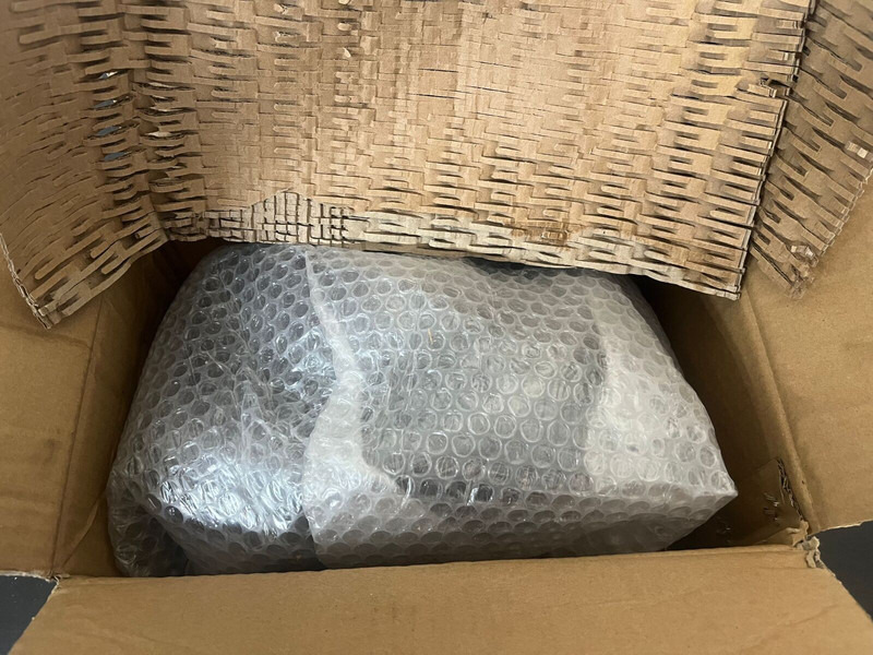 Liebherr P944 / R954 / R944 / R954 / L556-454 / L566-460 - Kühlmittelpumpe: das Bild 3 Liebherr P944 / R954 / R944 / R954 / L556-454 / L566-460 - Kühlmittelpumpe: das Bild 3