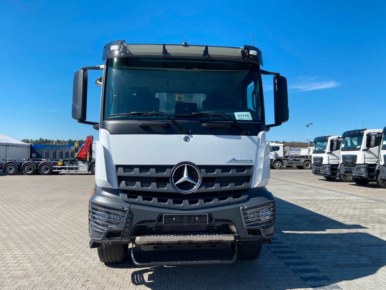 Mercedes-Benz Arocs 4542 8x4 AUTOMAT EURO 3 FML KIPPER - Kipper: das Bild 3 Mercedes-Benz Arocs 4542 8x4 AUTOMAT EURO 3 FML KIPPER - Kipper: das Bild 3