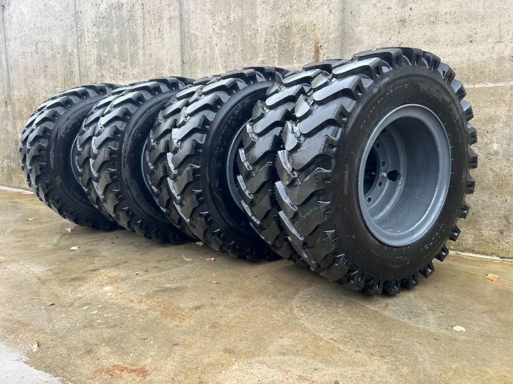 Kuhmo 1000 X 20 16PR tyres fitted on rim NEW - Reifen für Baumaschine: das Bild 5 Kuhmo 1000 X 20 16PR tyres fitted on rim NEW - Reifen für Baumaschine: das Bild 5