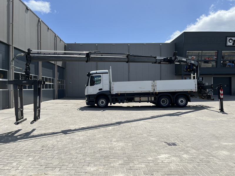 Mercedes-Benz ANTOS 2546 6X2 Bouwstoffenauto / Open laadbak vv KRAAN MKG HLK 221-3 met Palletklem - Pritsche LKW, Autokran: das Bild 2 Mercedes-Benz ANTOS 2546 6X2 Bouwstoffenauto / Open laadbak vv KRAAN MKG HLK 221-3 met Palletklem - Pritsche LKW, Autokran: das Bild 2