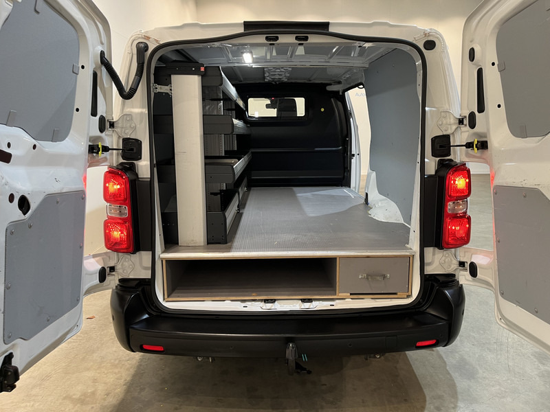 Opel Vivaro 2.0 CDTI L3H1 150 PK Servicebus / Inrichting / Euro 6 / Airco / Cruise Control / Camera / Trekhaak / CarPlay / Navigatie / 3-Zits / - Kleintransporter: das Bild 5 Opel Vivaro 2.0 CDTI L3H1 150 PK Servicebus / Inrichting / Euro 6 / Airco / Cruise Control / Camera / Trekhaak / CarPlay / Navigatie / 3-Zits / - Kleintransporter: das Bild 5