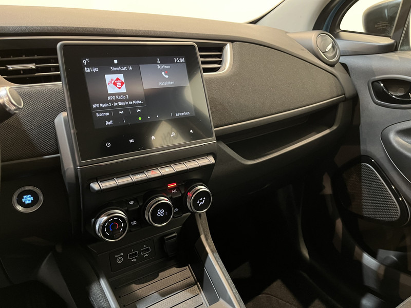 Renault ZOE R110 Life 52 kWh (Incl. Accu) / CarPlay / Airco / Cruise Control / 62.600 KM !! Prijs ex BTW € 11.500,- - Schrägheck: das Bild 5 Renault ZOE R110 Life 52 kWh (Incl. Accu) / CarPlay / Airco / Cruise Control / 62.600 KM !! Prijs ex BTW € 11.500,- - Schrägheck: das Bild 5