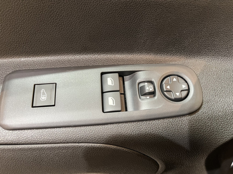 Kleintransporter, Elektro-Transporter Toyota PROACE CITY Electric Live 50 kWh / 100% elektrisch !! / CCS Snellader / Airco / Cruise Control / CarPlay / Navigatie / Camera / 6.200 KM !! Z.G.A.N. / BPM VRIJ !!: das Bild 13