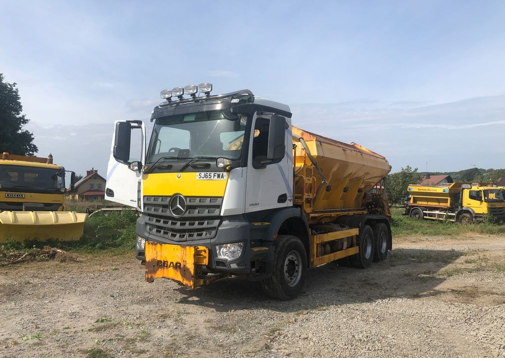 Mercedes-Benz Arocs 2633 6x4 piaskarka solarka pług - Schneeräumfahrzeug: das Bild 1 Mercedes-Benz Arocs 2633 6x4 piaskarka solarka pług - Schneeräumfahrzeug: das Bild 1