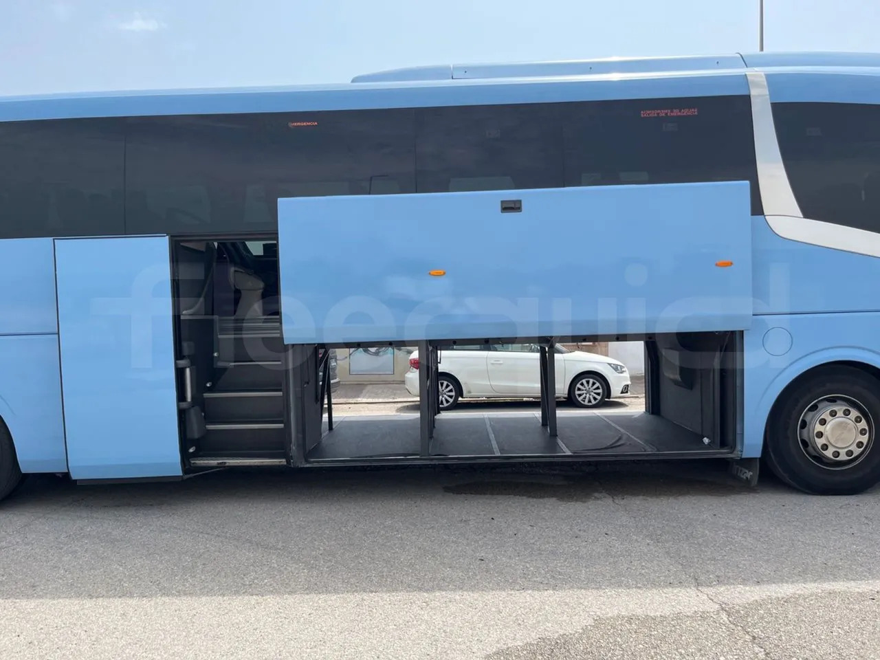Reisebus Irizar i6: das Bild 7