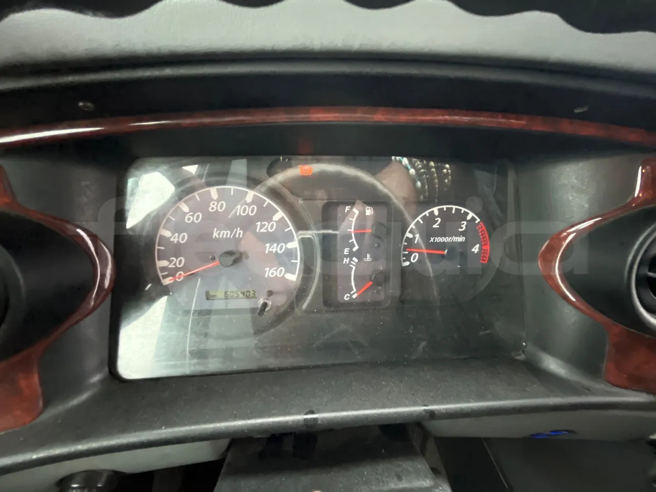 Isuzu Turquoise - Reisebus: das Bild 3 Isuzu Turquoise - Reisebus: das Bild 3