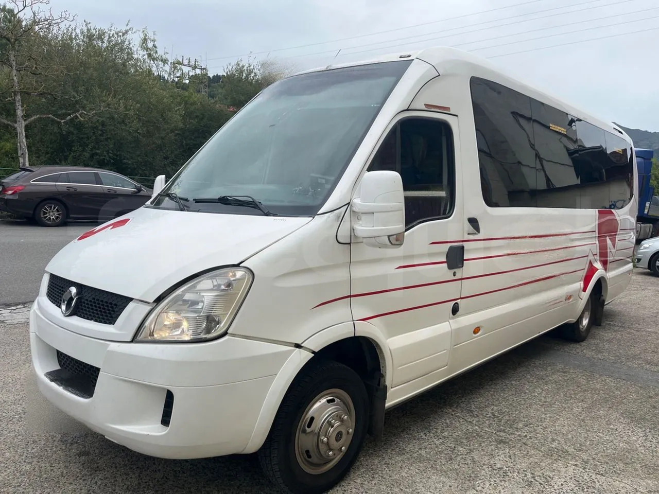 Iveco A50C17 - Kleinbus, Personentransporter: das Bild 4 Iveco A50C17 - Kleinbus, Personentransporter: das Bild 4