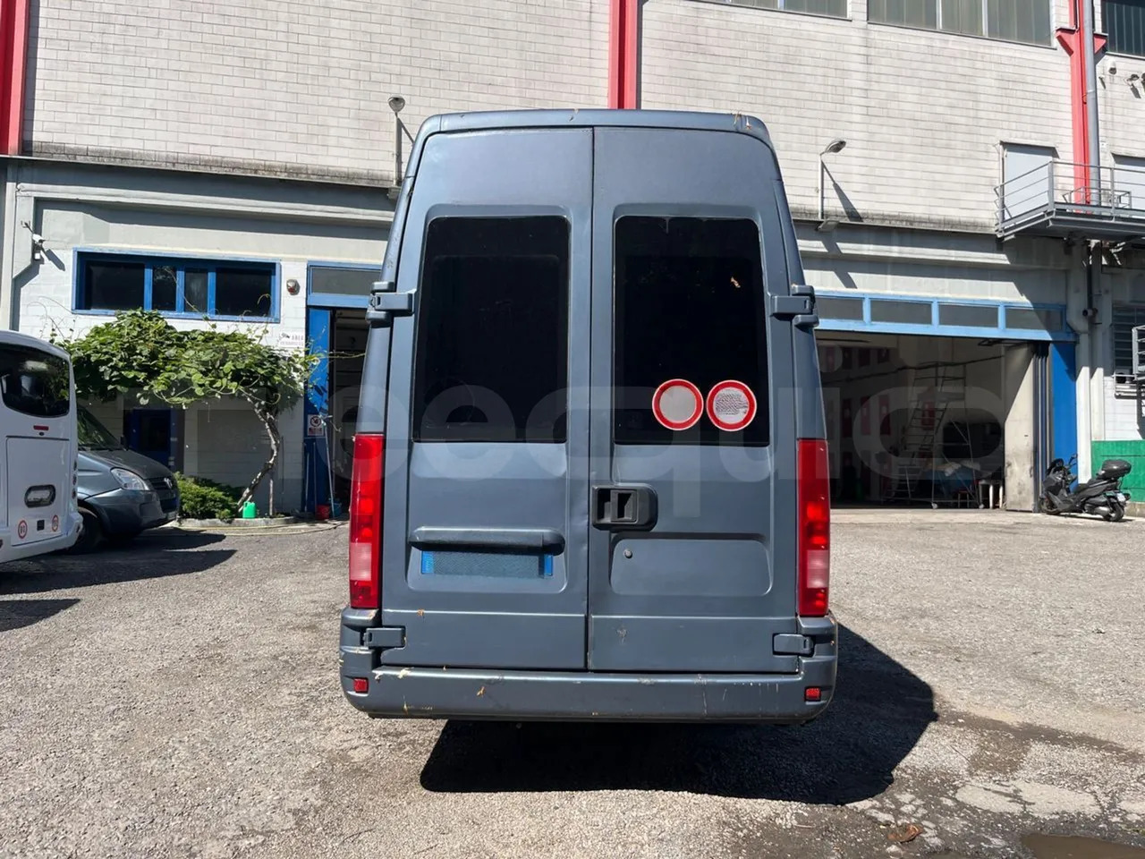 Iveco Daily - Kleinbus, Personentransporter: das Bild 5 Iveco Daily - Kleinbus, Personentransporter: das Bild 5