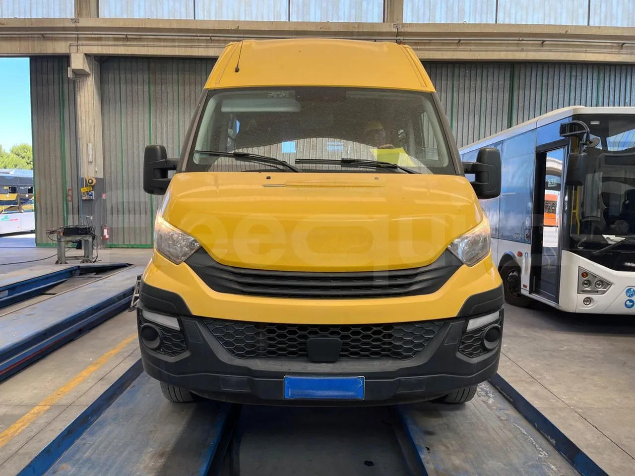 Iveco Daily - Schulbus: das Bild 2 Iveco Daily - Schulbus: das Bild 2