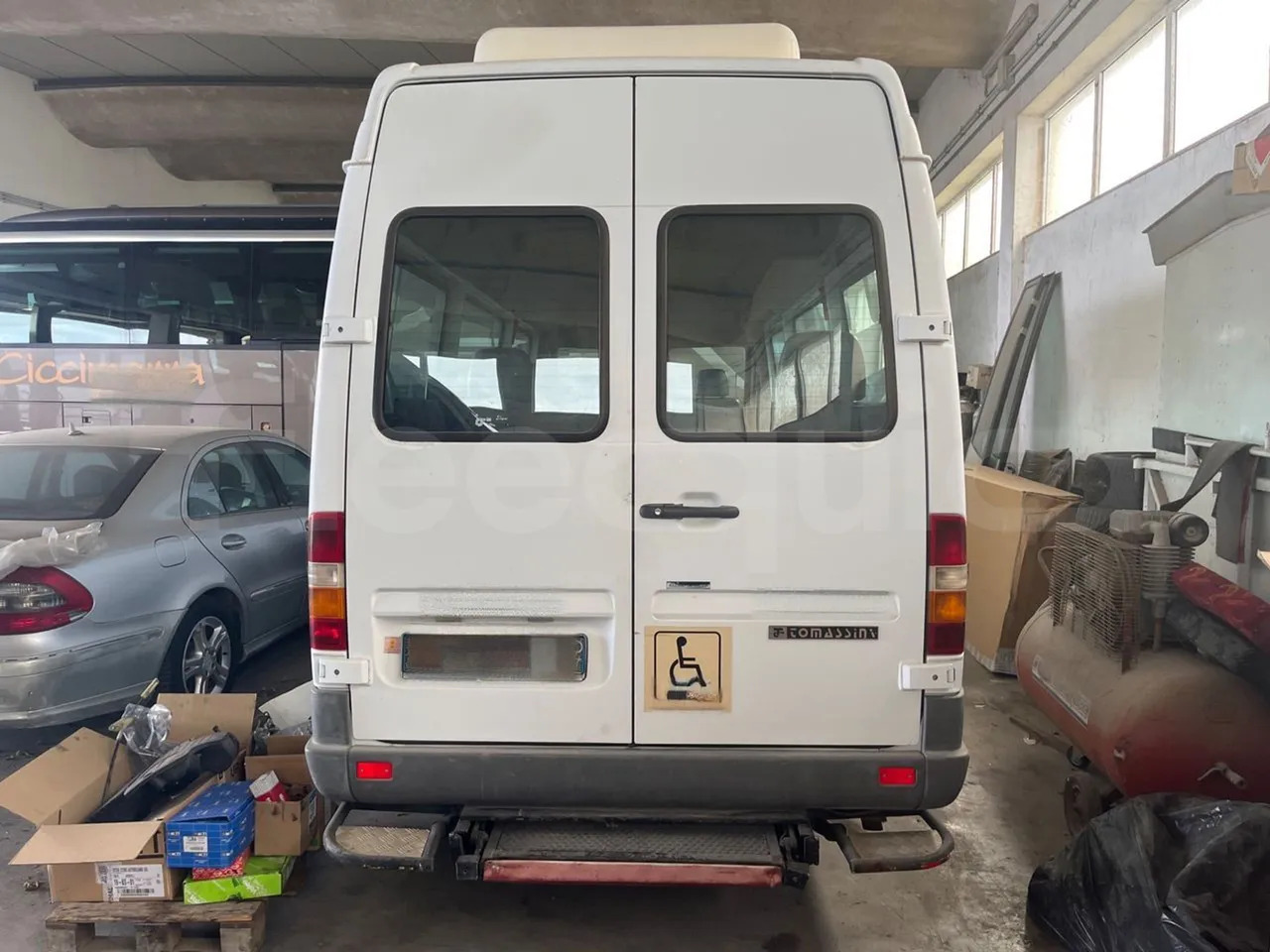 Mercedes-Benz Sprinter - Kleinbus, Personentransporter: das Bild 5 Mercedes-Benz Sprinter - Kleinbus, Personentransporter: das Bild 5