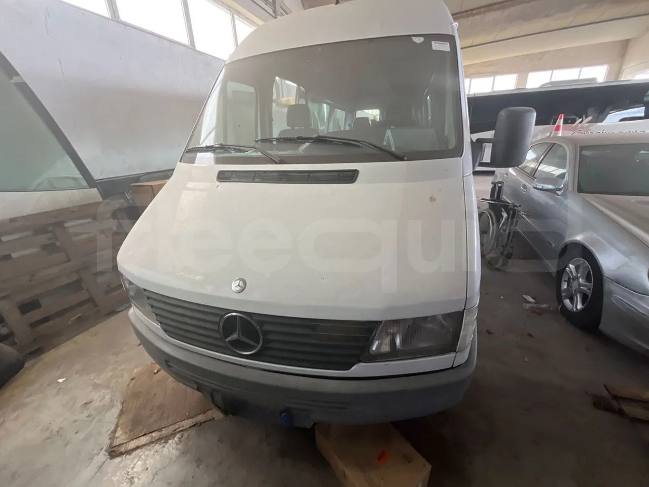Mercedes-Benz Sprinter - Kleinbus, Personentransporter: das Bild 2 Mercedes-Benz Sprinter - Kleinbus, Personentransporter: das Bild 2