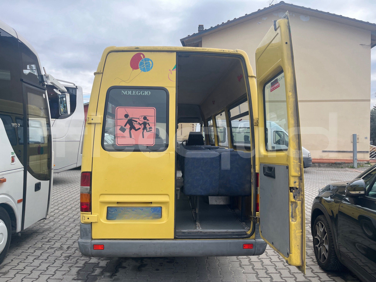 Schulbus Mercedes-Benz Sprinter: das Bild 13