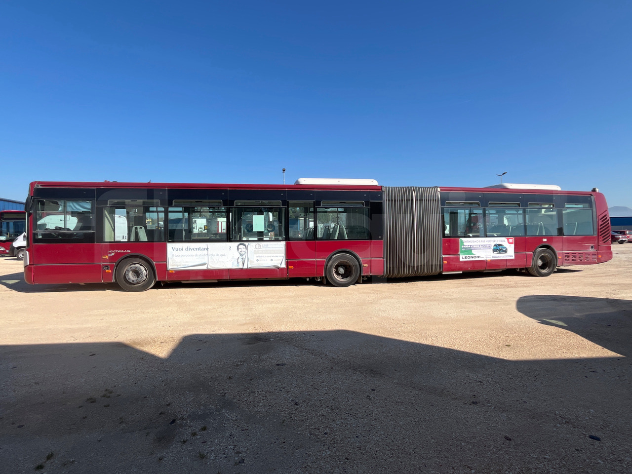 Linienbus N. 6 Iveco Citelis: das Bild 6