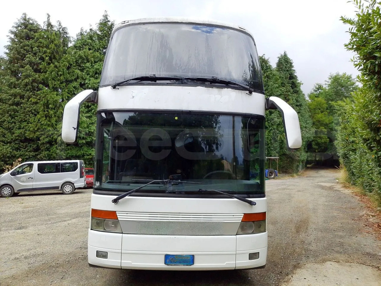 Setra S328 - Reisebus: das Bild 2 Setra S328 - Reisebus: das Bild 2