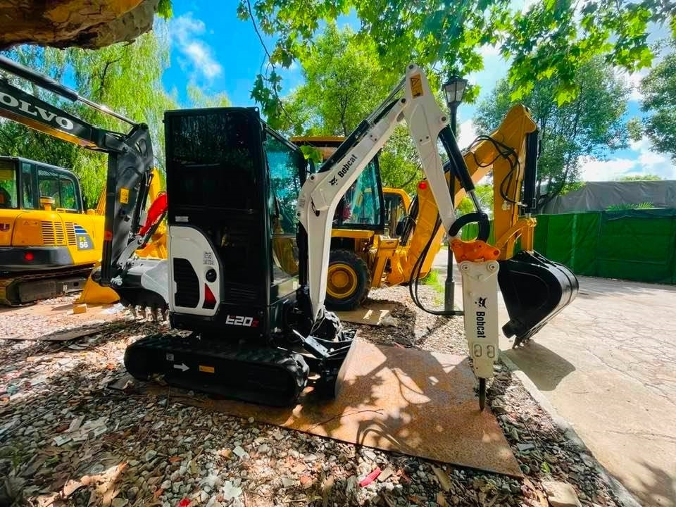 Bobcat E20z - Minibagger: das Bild 2 Bobcat E20z - Minibagger: das Bild 2