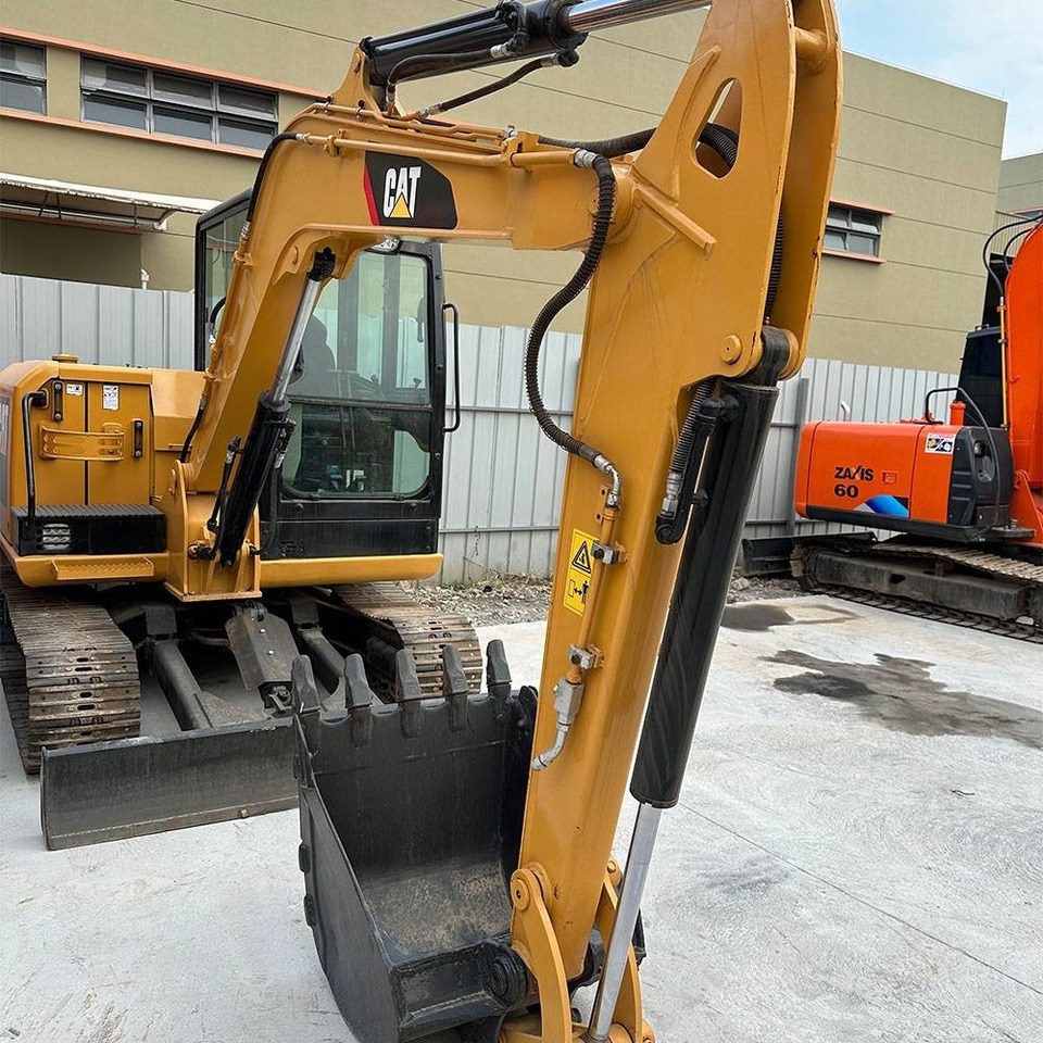 CAT 306E - Kettenbagger: das Bild 3 CAT 306E - Kettenbagger: das Bild 3