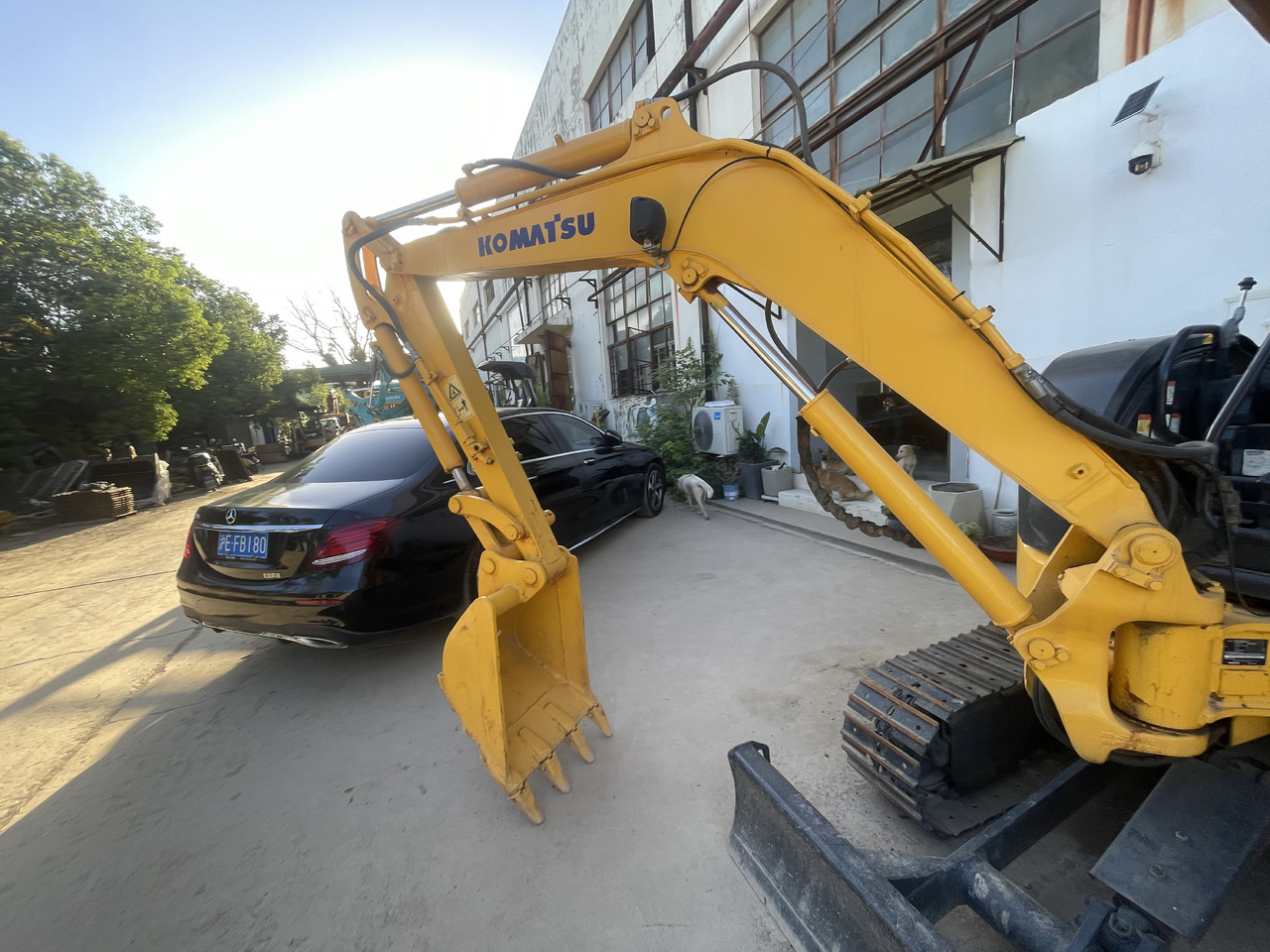Komatsu PC30MR-5 - Minibagger: das Bild 5 Komatsu PC30MR-5 - Minibagger: das Bild 5