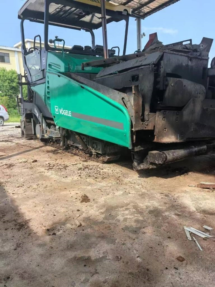 Vögele Super 2100-3 - Asphaltfertiger/ Straßenfertiger: das Bild 4 Vögele Super 2100-3 - Asphaltfertiger/ Straßenfertiger: das Bild 4