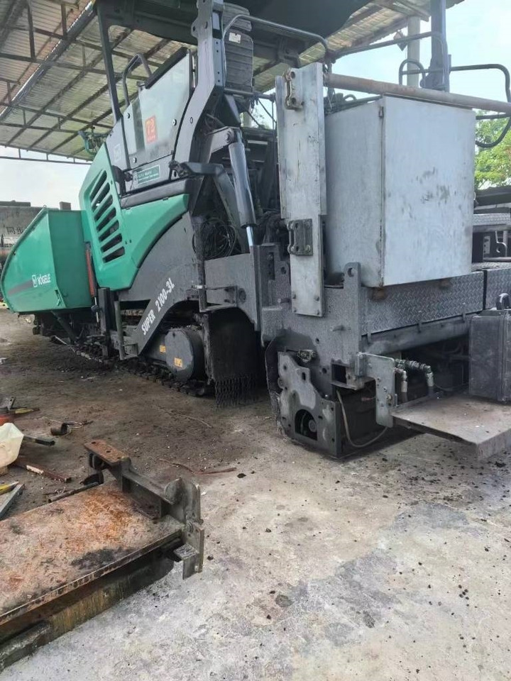 Vögele Super 2100-3 - Asphaltfertiger/ Straßenfertiger: das Bild 1 Vögele Super 2100-3 - Asphaltfertiger/ Straßenfertiger: das Bild 1
