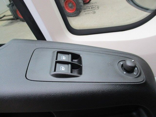 Fiat Ducato - Pritsche Transporter, Transporter mit Doppelkabine: das Bild 3 Fiat Ducato - Pritsche Transporter, Transporter mit Doppelkabine: das Bild 3