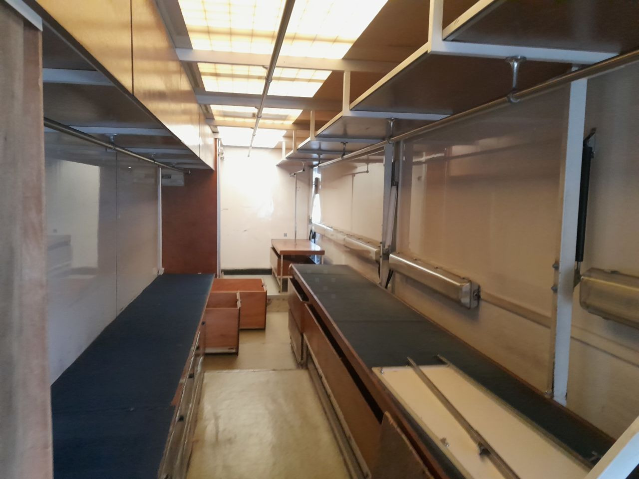 Verkaufsfahrzeug Renault ETAL MOBILE 4x2 Shop Truck: das Bild 8