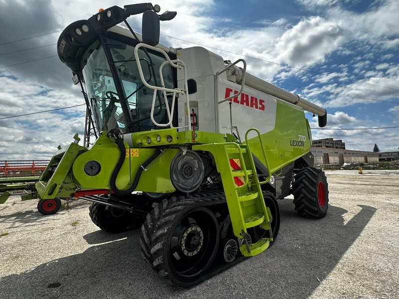 Claas Lexion 770 TT - Mähdrescher: das Bild 3 Claas Lexion 770 TT - Mähdrescher: das Bild 3