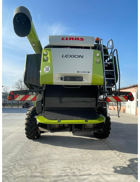 Claas Lexion 770 TT - Mähdrescher: das Bild 4 Claas Lexion 770 TT - Mähdrescher: das Bild 4