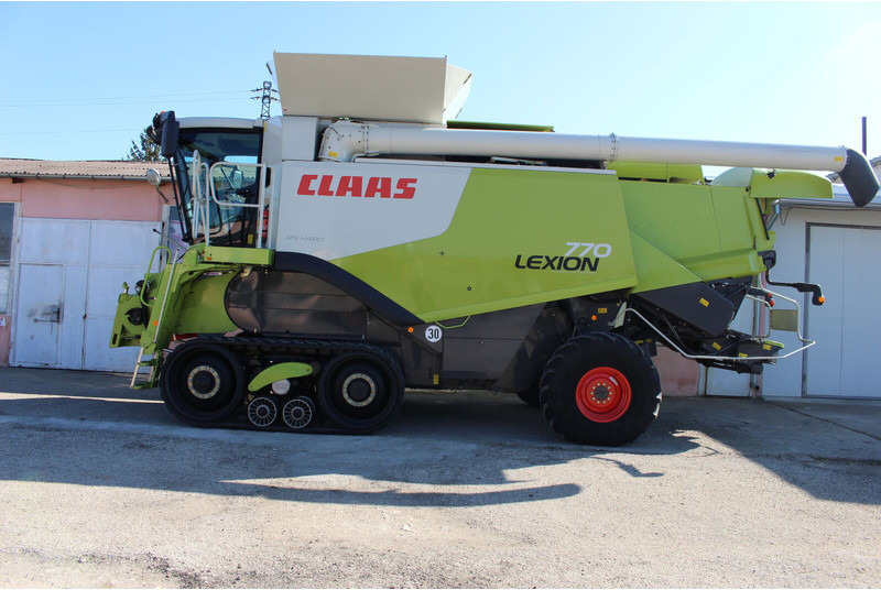 Claas Lexion 770 TT - Mähdrescher: das Bild 3 Claas Lexion 770 TT - Mähdrescher: das Bild 3