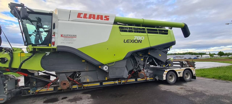 Claas Lexion 780 TT / VARIO 12m - Mähdrescher: das Bild 4 Claas Lexion 780 TT / VARIO 12m - Mähdrescher: das Bild 4