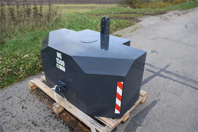 - - - 1500 kilo J-Maskiner - Gegengewicht für Landmaschine: das Bild 2 - - - 1500 kilo J-Maskiner - Gegengewicht für Landmaschine: das Bild 2